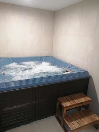 Отель Tryavna Lake Hotel & SPA Трявна-1